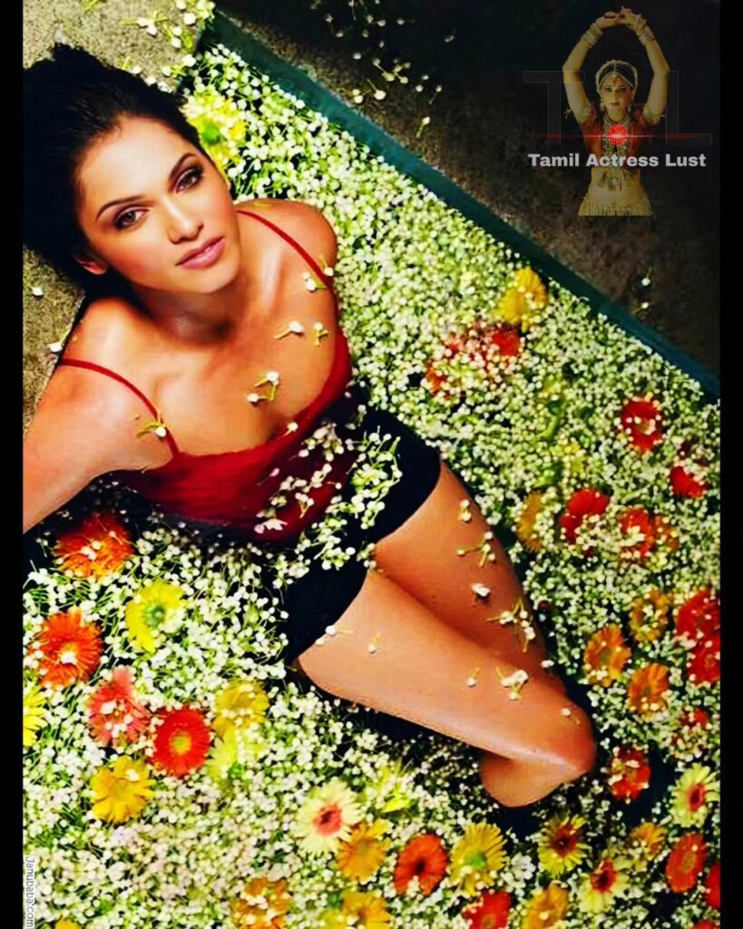 Isha Koppikar 1