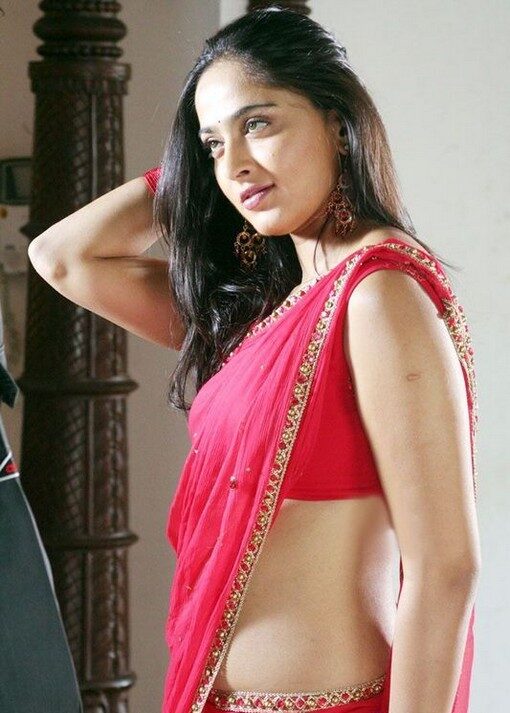 Anushka Shetty Saree