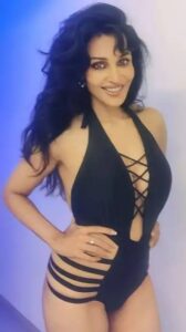 Flora Saini 02