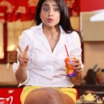 shriya11