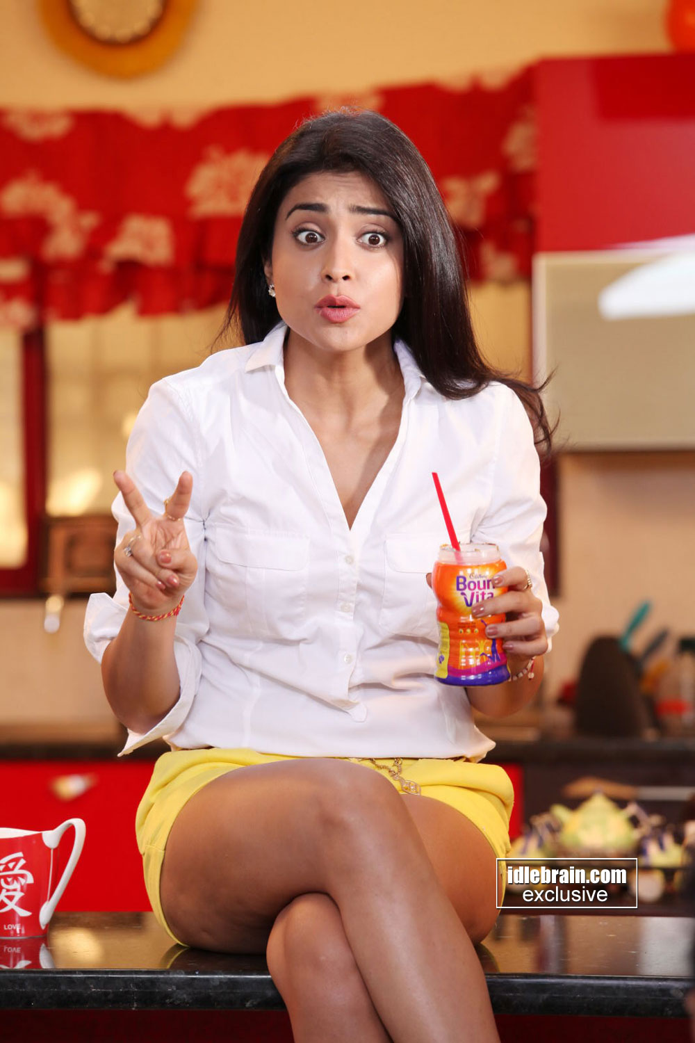 shriya11