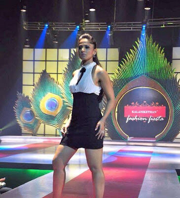 Anushka Shetty Mini Skirt