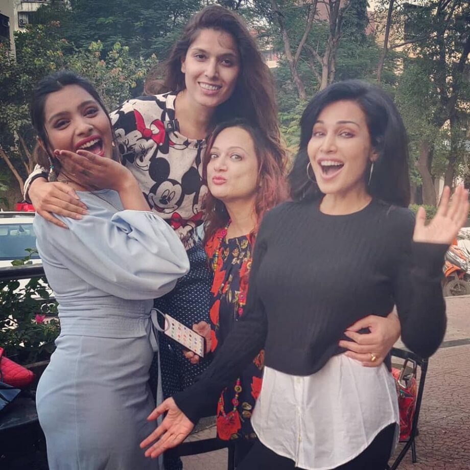 Flora Saini