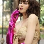 Adah-Sharma-4