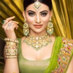 Urvashi-rautela-13