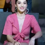 Mehreen 01