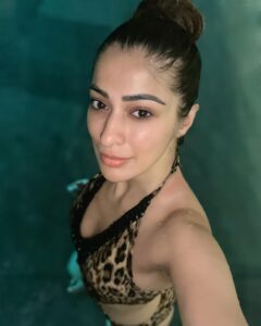 Raai Laxmi 02 1