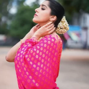 Rashmi 04 1