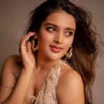 Nidhhi Agerwal (1)