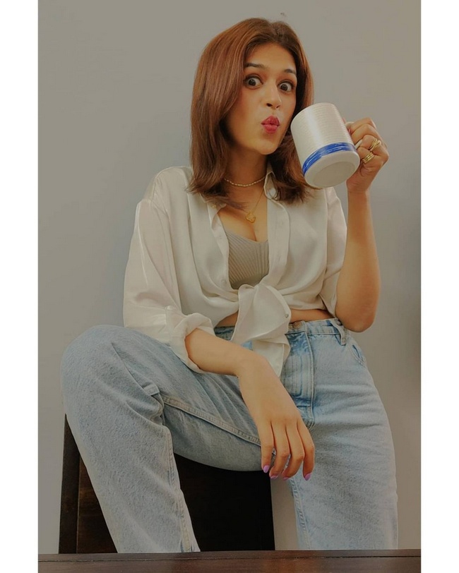 Shraddha Das 5 1