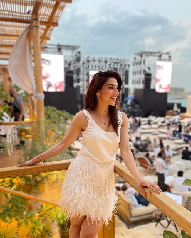 Mehreen Pirzada 1