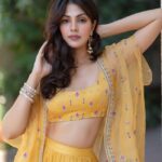 Rhea Chakraborty (4)