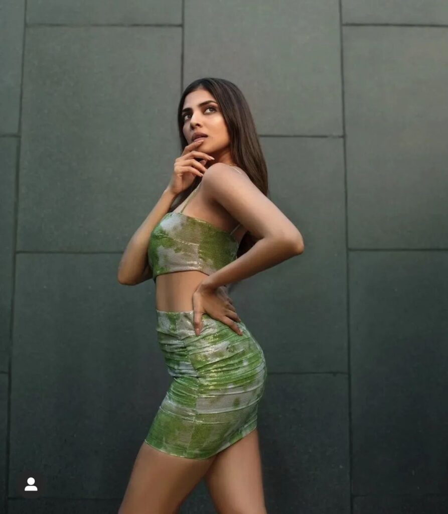 Malavika 4