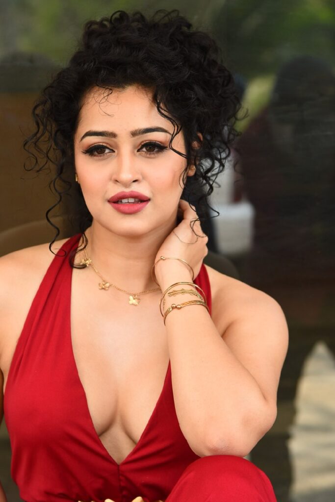 Apsara Rani 4
