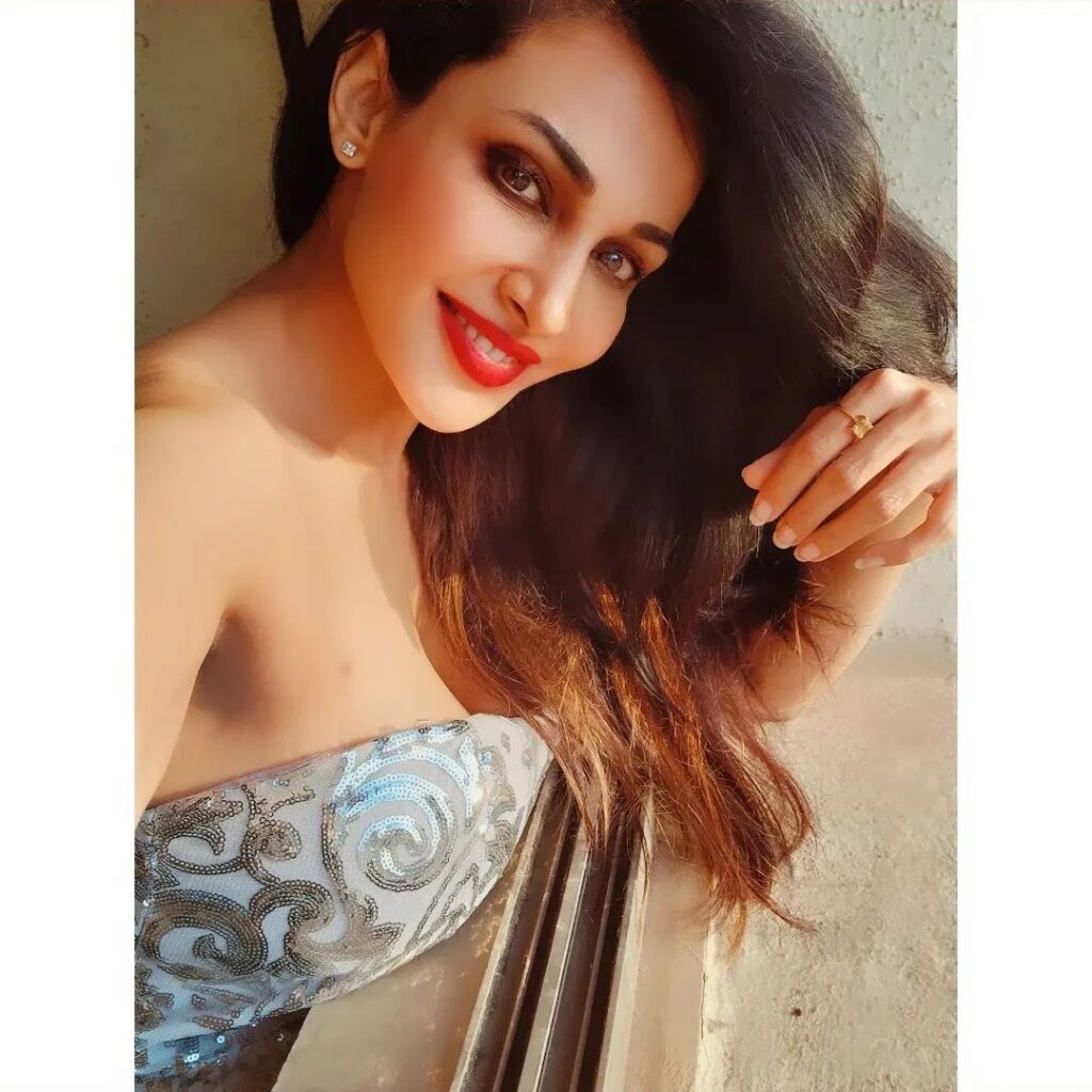 Asha Saini 12