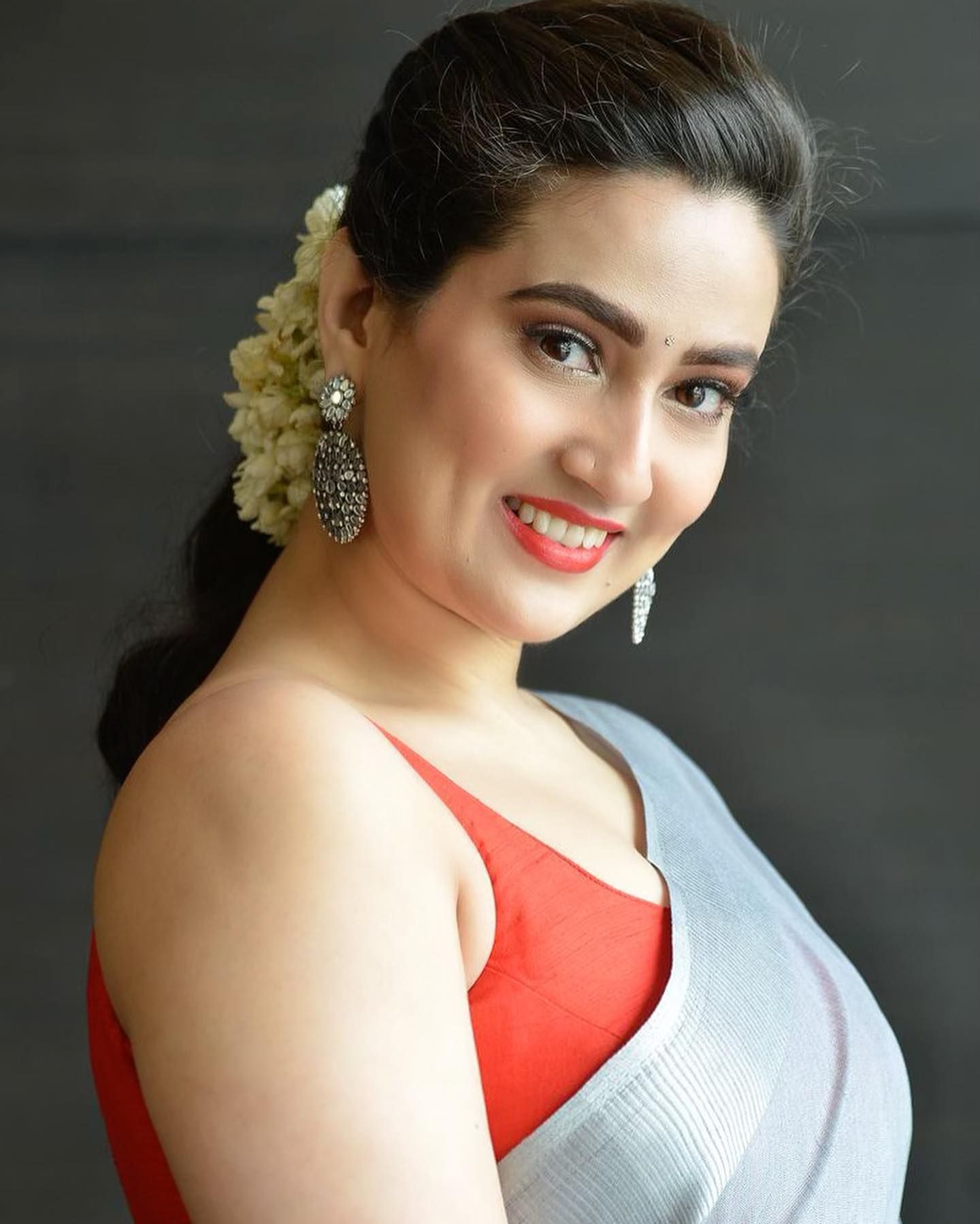 Manjusha 11 1