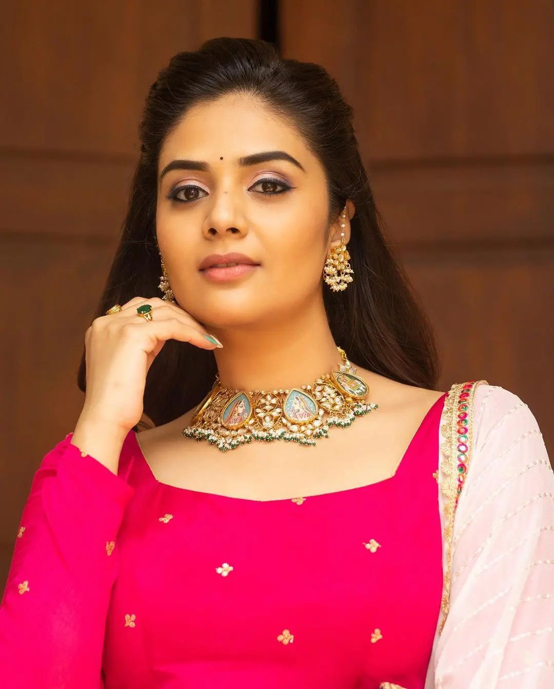 SreeMukhi 5