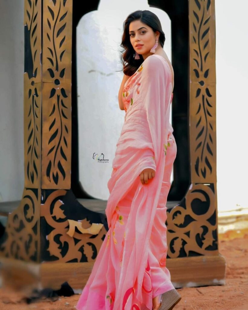 Poorna 2