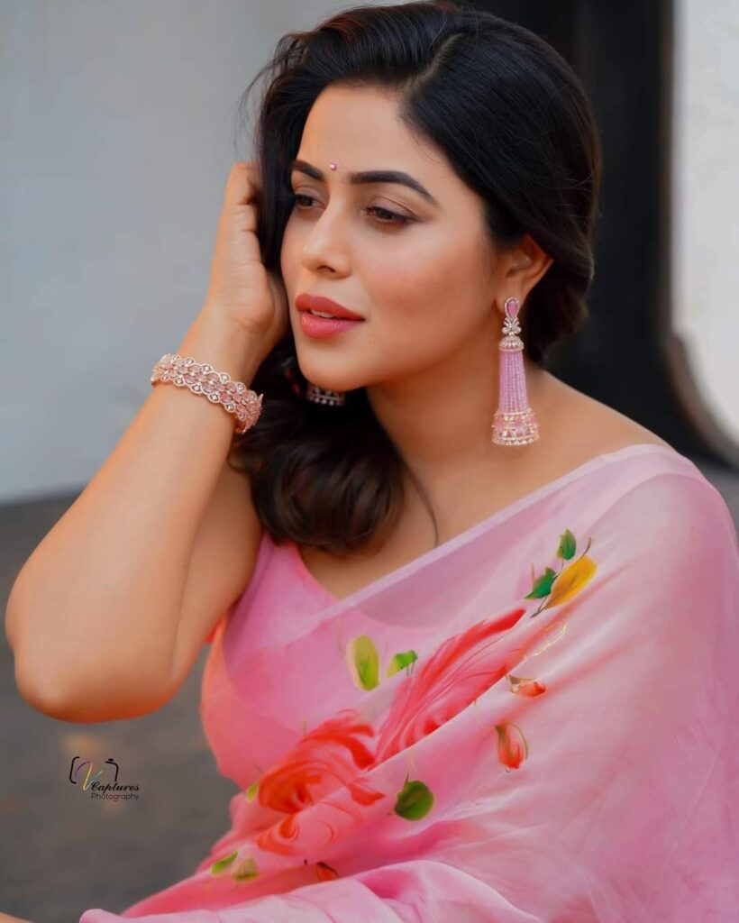 Poorna 6