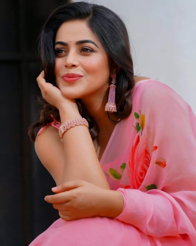 Poorna 7