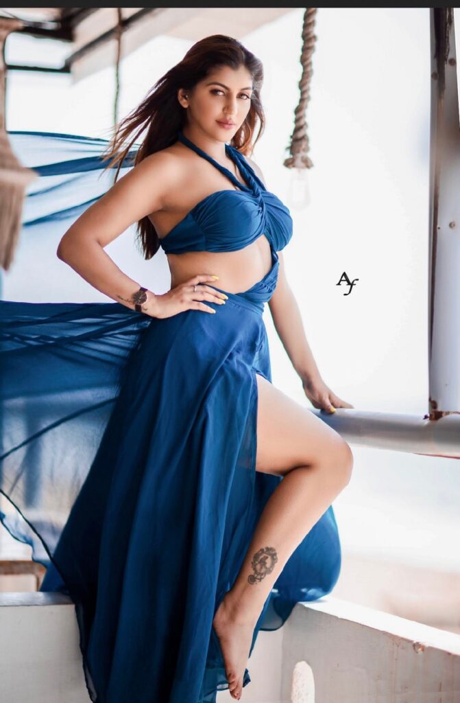 Yashika 10
