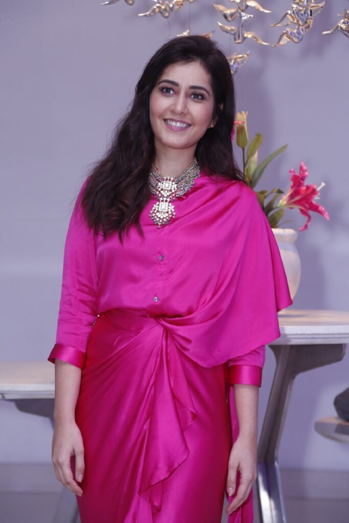 Rashi Khanna13 2