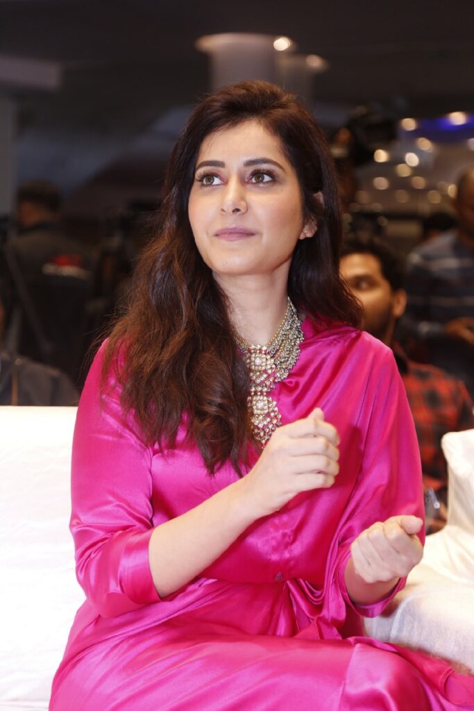 Rashi Khanna4 2