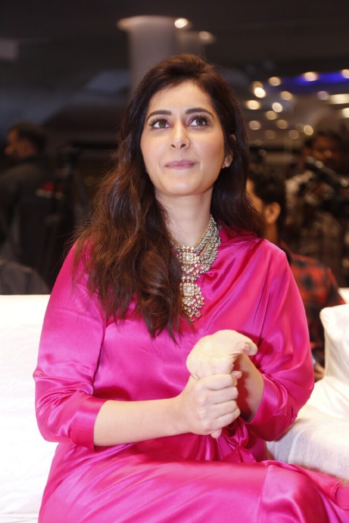 Rashi Khanna7 2