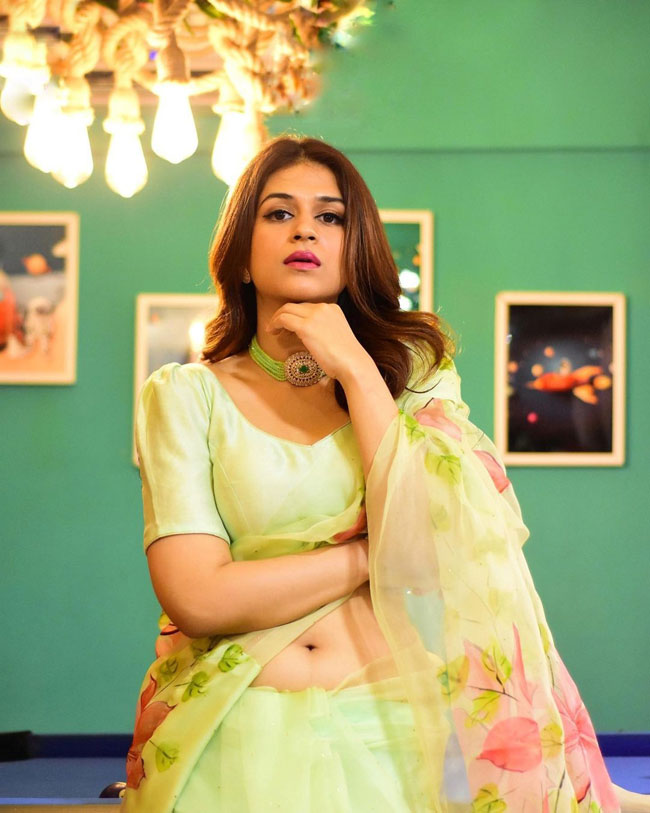 Shraddha Das 7