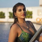 Yashika Anand (4)