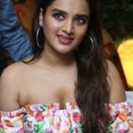 Nidhi_Agarwal (3)