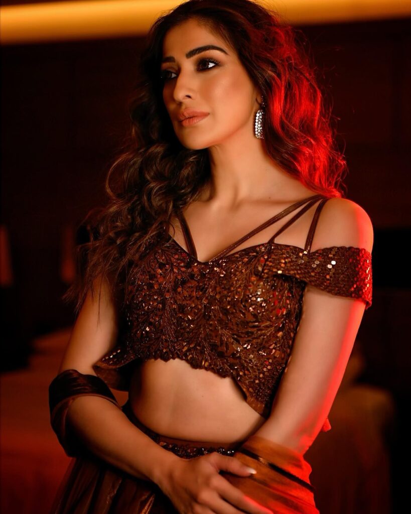 Raail Laxmi 13