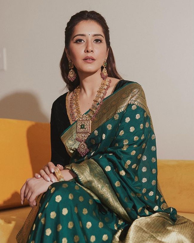 Raashi Khanna 1 1