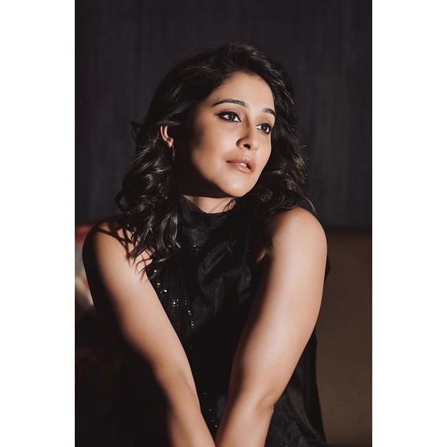 Regina Cassandra 6