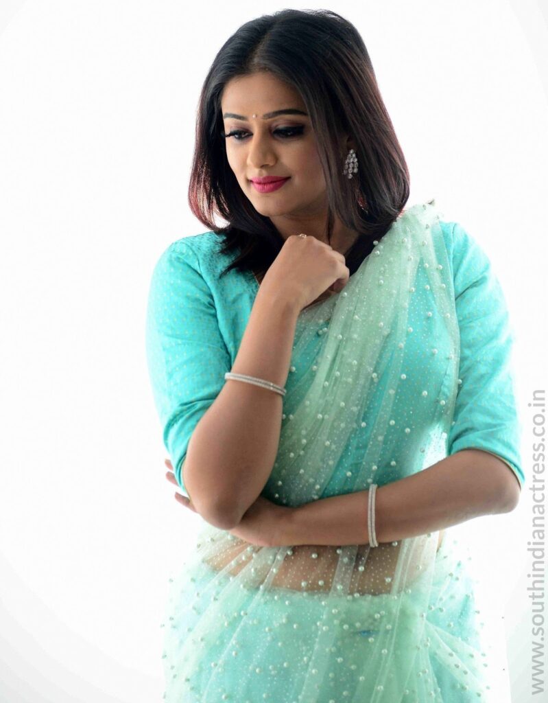 priya mani 3