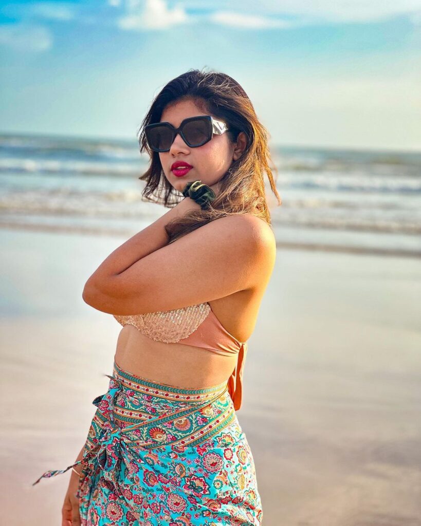 rithu chowdary 1 1