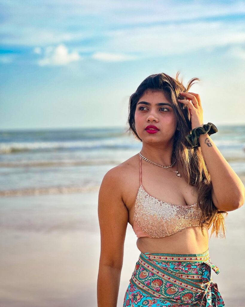 rithu chowdary 4 1