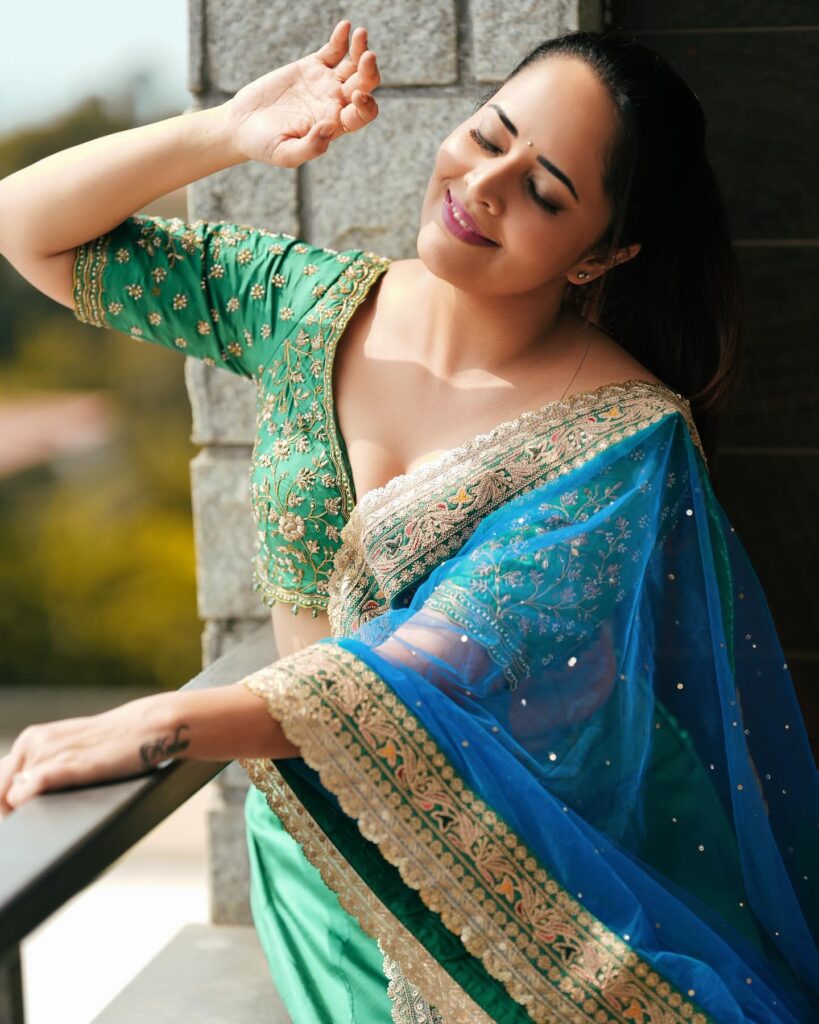 Anasuya half saree 03