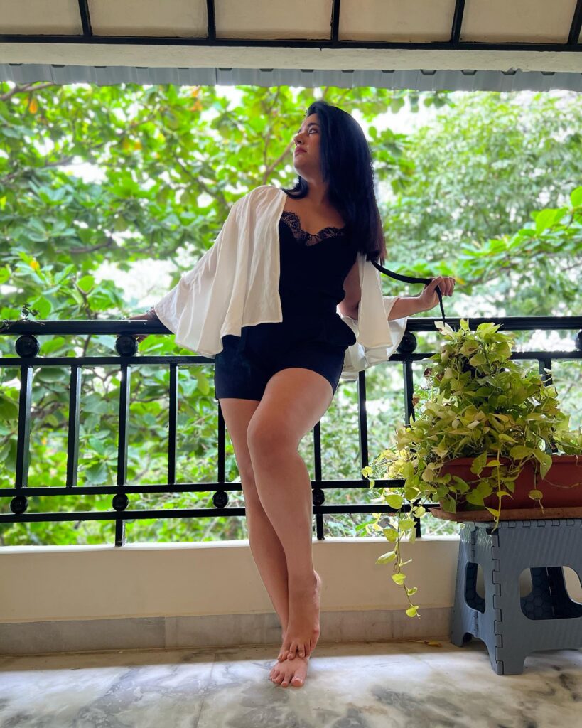 PoonamBajwa 3