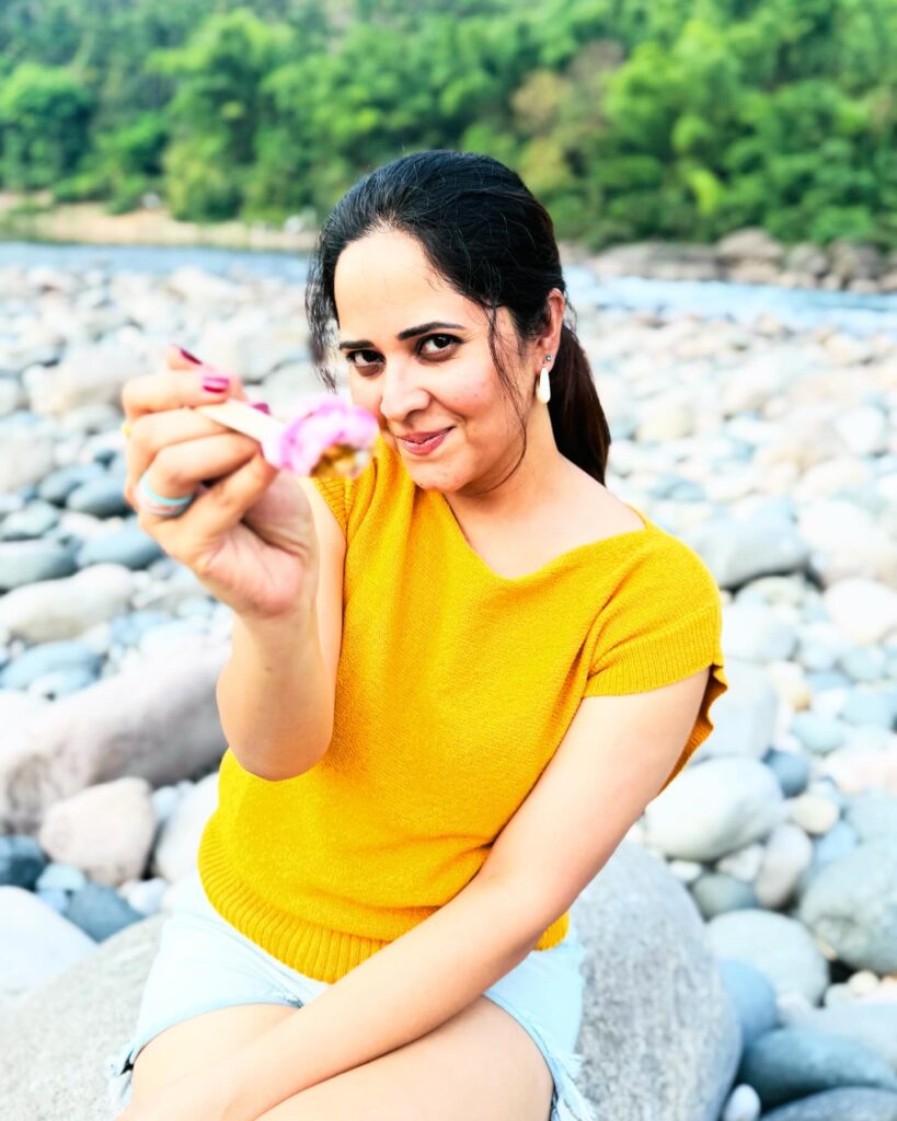 Anasuya in Forest 7