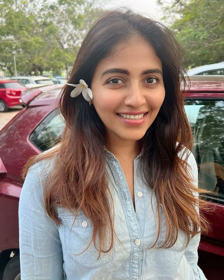 Anjali 1