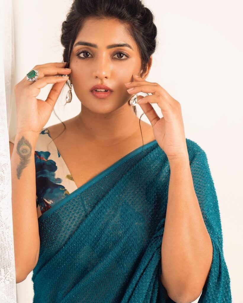 Eesha Rebba 1