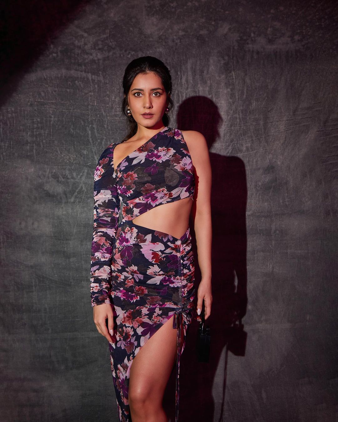 Raashi Khanna 2