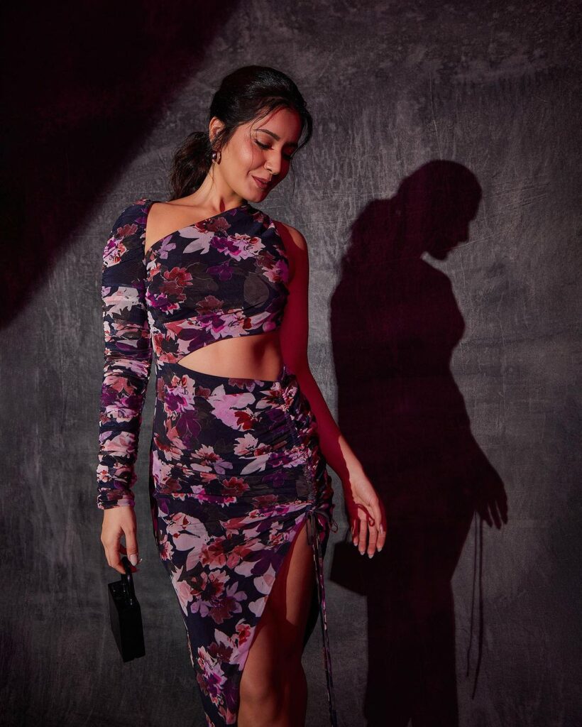 Raashi Khanna 4