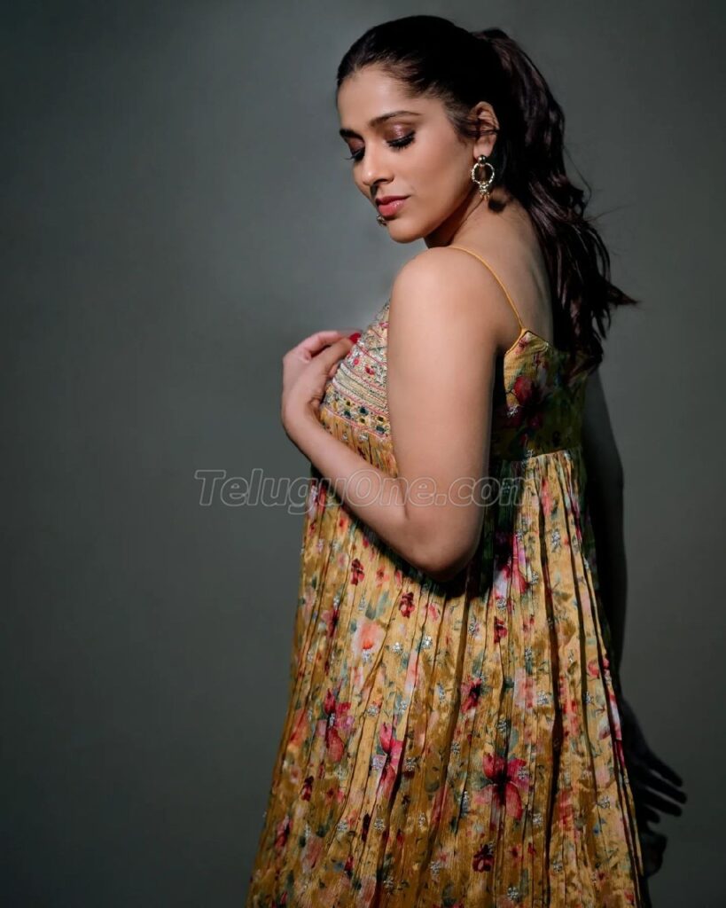 Rashmi Gautam 5