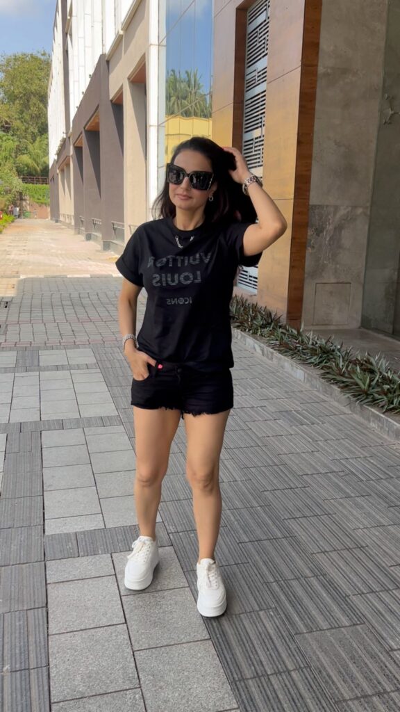 Ameesha Patel 9