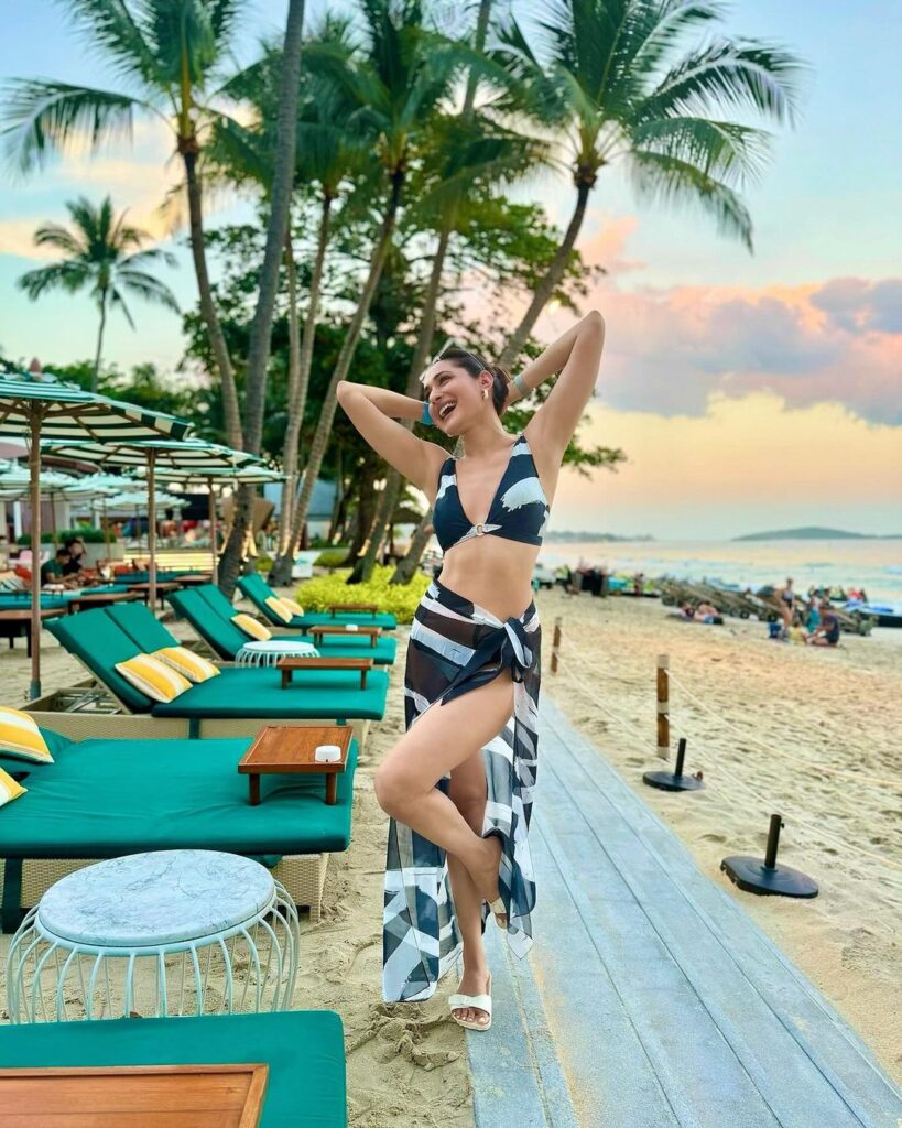 Pragya bikini 3