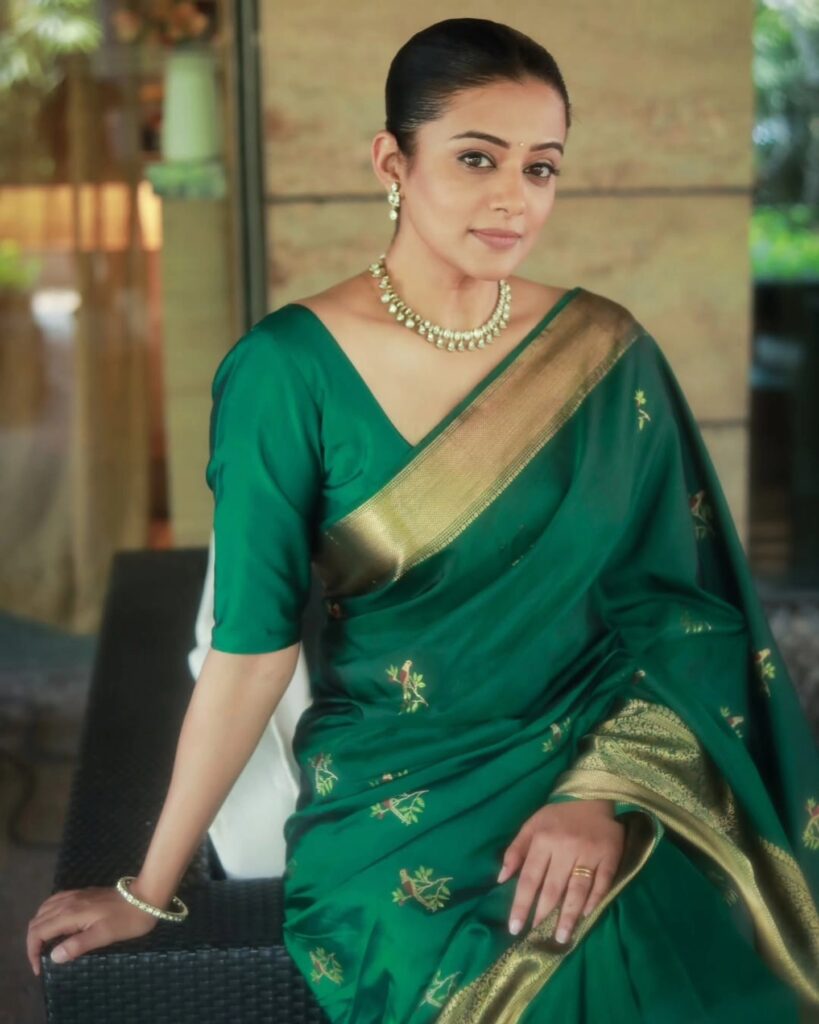 Priyamani 1
