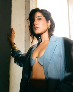 Raashi Khanna Biography: 9 Amazing Facts Every Fan Should Know 3 Rashi Khanna
