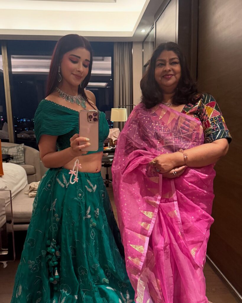 Nyra Banerjee 4
